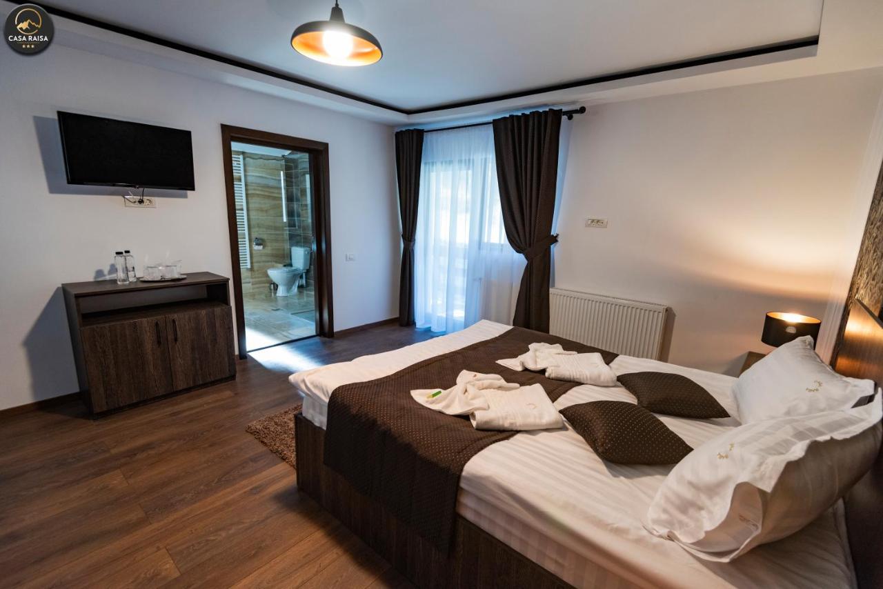 Casa Raisa Hotel Busteni Exterior photo